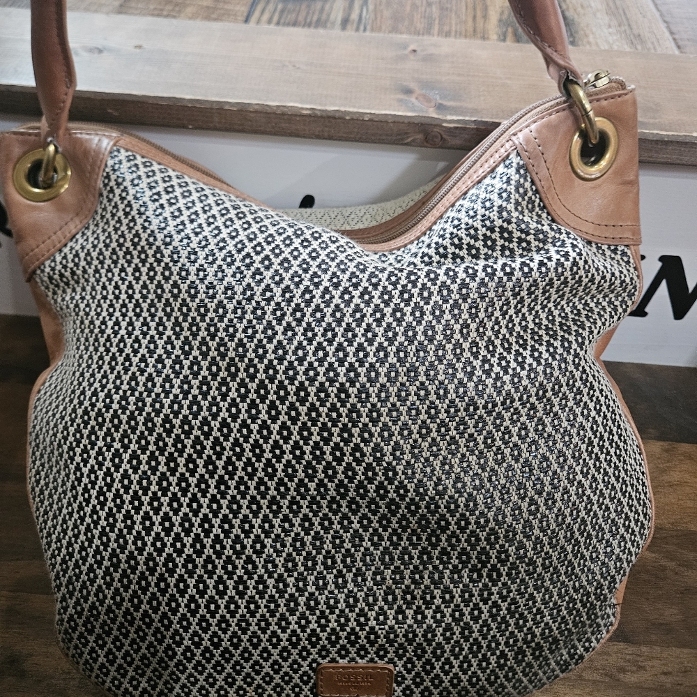 Fossil Black and Tan Shoulder Bag - Picture 6 of 14